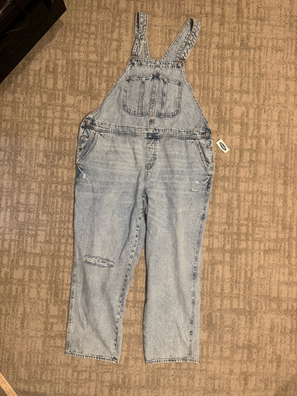 Old Navy Light Wash Denim Overalls Size 20 long. New with tags